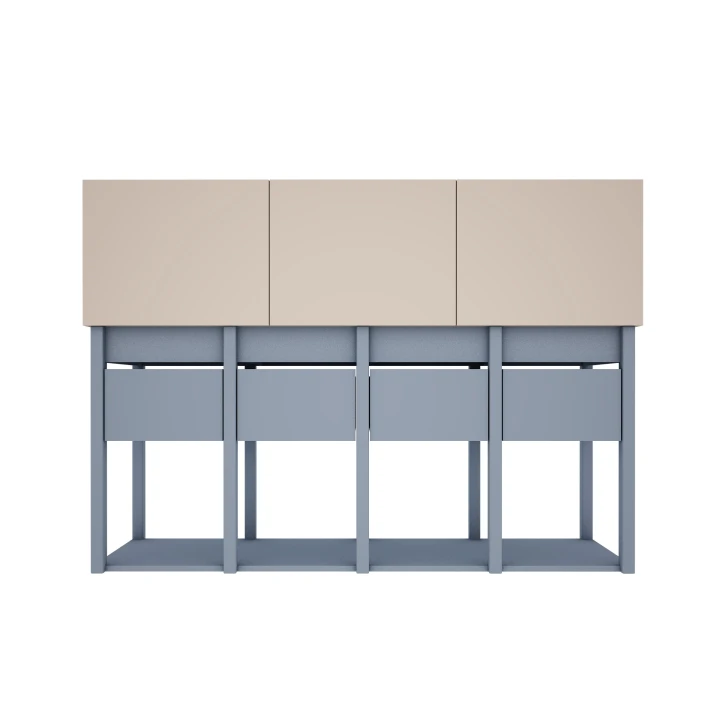 Komoda Tweens niebieska z frontami w kolorze piaskowego beżu.