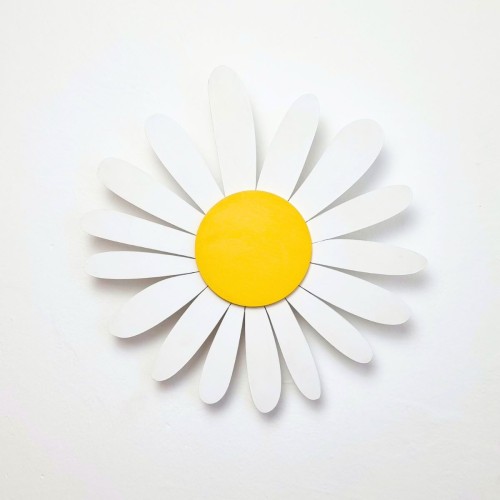 drewniana lampka LED stokrotka do pokoju dziecka