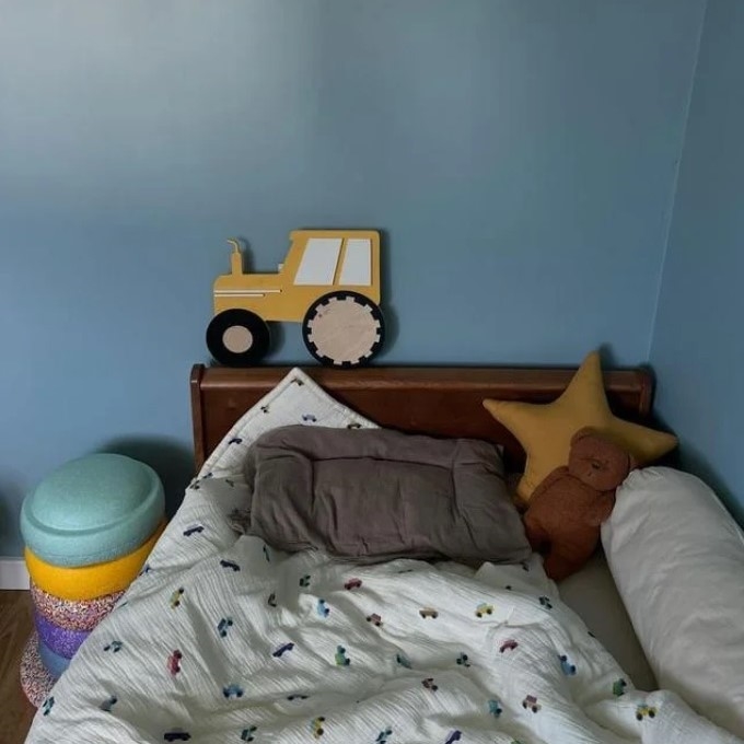 lampka LED w kształcie traktora – oświetlenie do pokoju chłopca