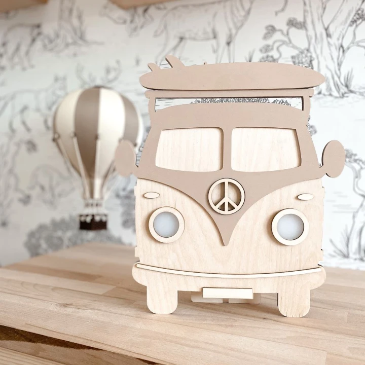 drewniana lampka LED van do pokoju dziecka