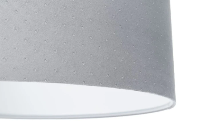 Szara lampa sufitowa z pikowanym abażurem