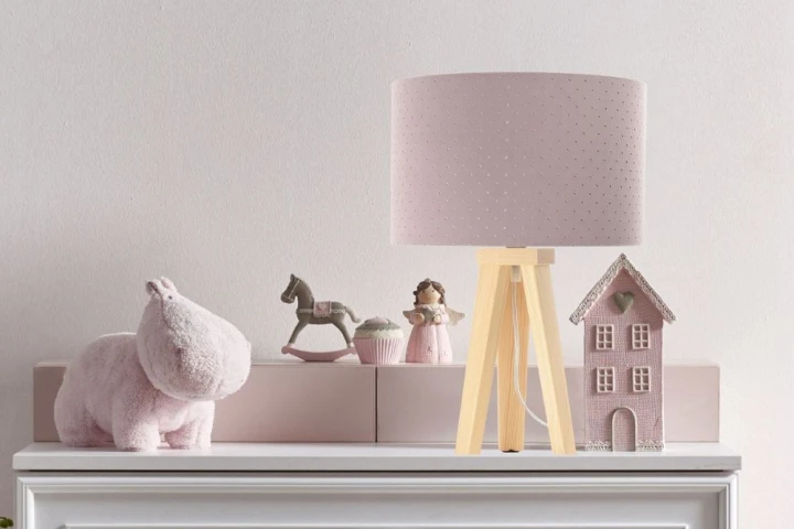 Ręcznie robiona lampka pudrowy róż do pokoju dziecka
