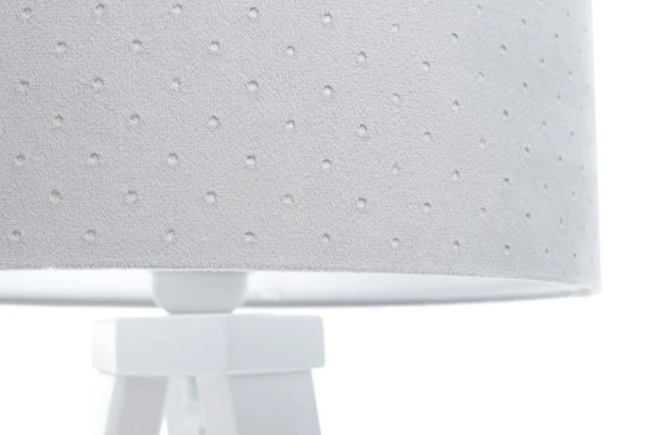 Szara lampka nocna dziecięca z abażurem pikowanym - zbliżenie
