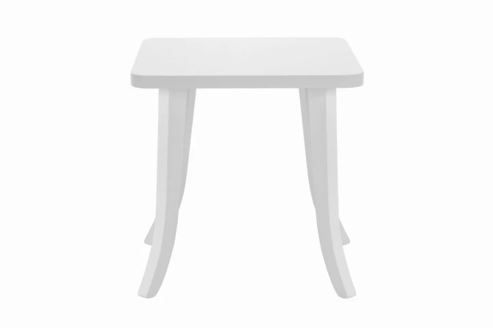 Biały stolik dla dziecka w nowoczesnym stylu