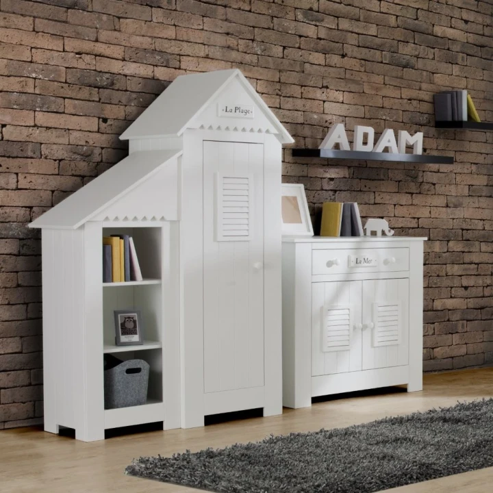 Aranżacja pokoju dziecka meblami Maryslia: komoda z drzwiami, szafa jednodrzwiowa, regał dostawka