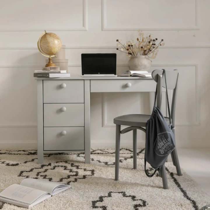 Biurko 4 szuflady Collet w szarym kolorze