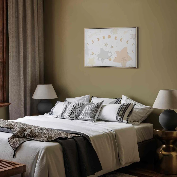 Obraz - Bajeczna galaktyka - Fazy księżyca w odcieniach żółci wśród gwiazdek w barwach beżu i popielu z gwiezdnym pyłem