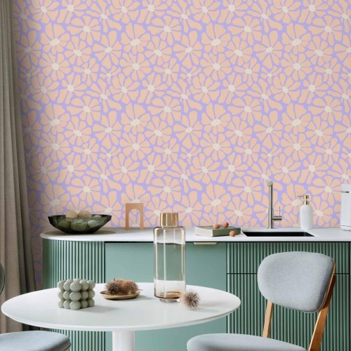 Tapeta - Urocze jasno-beżowe kwiatuszki - Drobne kwiatki z beżowymi - falującymi na wietrze płatkami na błękitnym tle