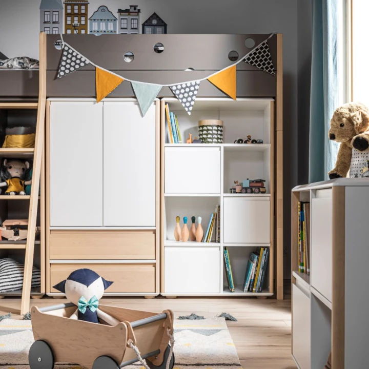 Regał młodzieżowy Funflex MDF w aranżacji pokoju