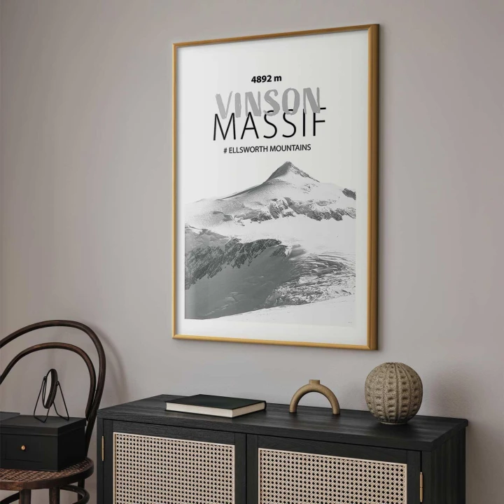 Plakat - majestatyczny szczyt górski Vinson Massif korona gór pejzaż górski