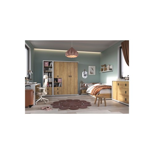 lawendowy pokój dla dziewczynki z meblami Simi