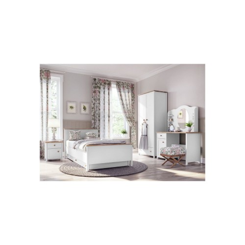 Pokój dla dziewczynki 14 lat. Zestaw mebli Story w pokoju nastolatki