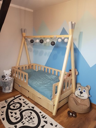 łóżko tipi z szufladami