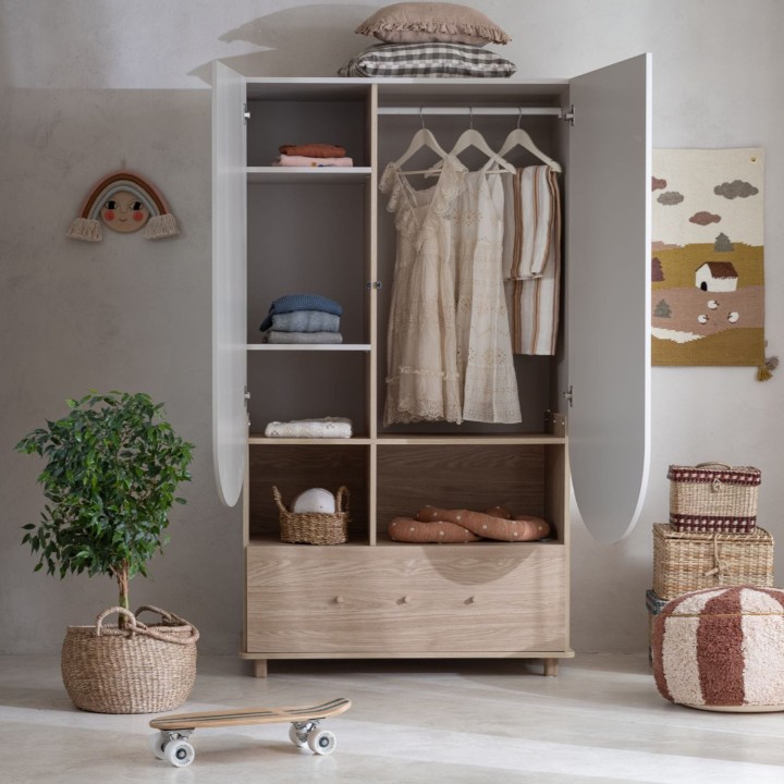 Środek szafy dziecięcej Bloom